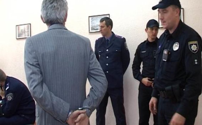 Полиция допросила мужчину, напавшего на жену Турчинова: видео