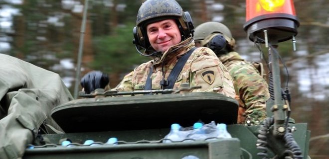 Альянс переходит к сдерживанию агрессии России - генерал НАТО - Фото
