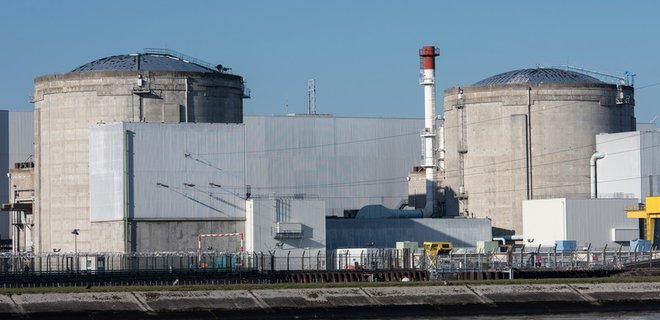 Во Франции бастуют сотрудники всех АЭС страны - Фото