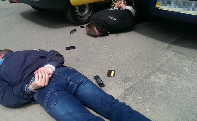 Спецоперация СБУ в Житомире: задержаны полицейские-наркодилеры