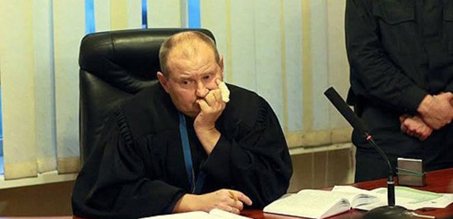 Подписаны постановления о задержании и аресте судьи Чауса - Фото