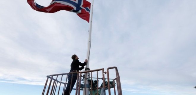 Норвегия строит забор на границе с Россией - Фото