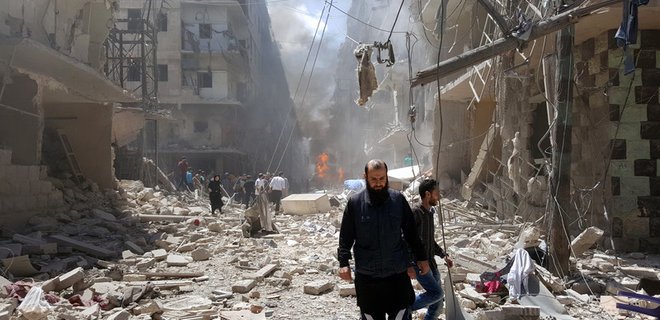 Новый авиаудар по Алеппо: погибли 25 гражданских - Фото