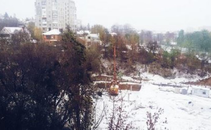 Украину замело снегом: фото