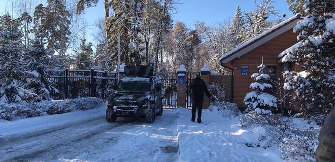 В Смарт-Холдинге Новинского заявили об обыске в доме руководителя - Фото