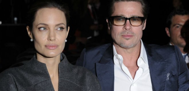 Суд отказался засекречивать документы о разводе Питта и Джоли - Фото