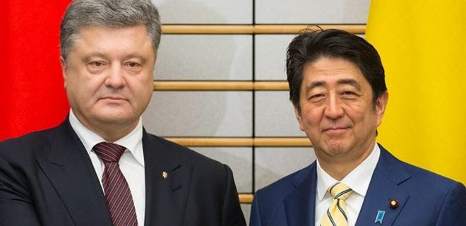 Порошенко и премьер Японии обсудили агрессию РФ против Украины - Фото