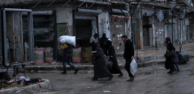 Первая колонна с повстанцами покинула Алеппо - Фото