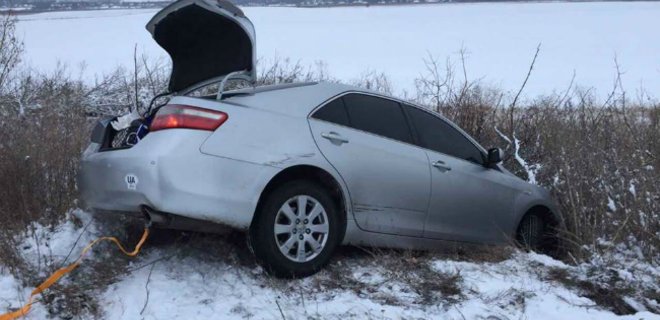 Автомобиль, в котором находилась Савченко, слетел с дороги - Фото
