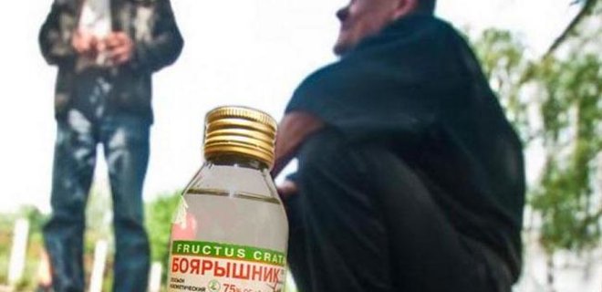 В Сибири после распития косметического средства умерли 26 человек - Фото