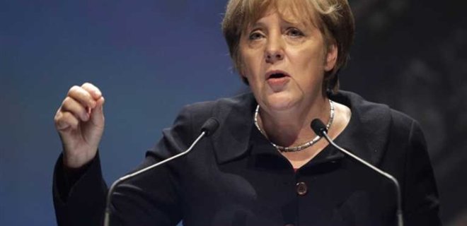 Меркель о теракте в Берлине: Его совершил беженец - Фото