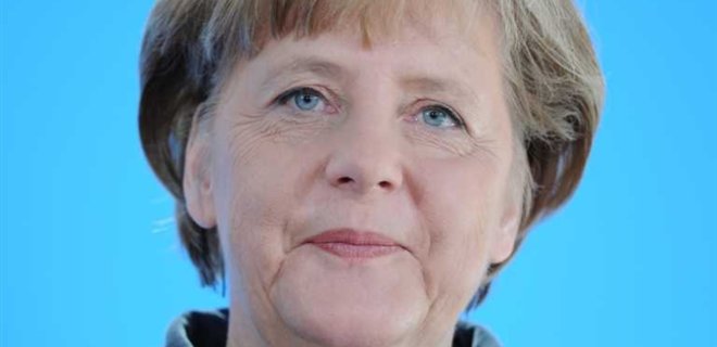 Меркель по-прежнему поддерживает большинство немцев - опрос - Фото