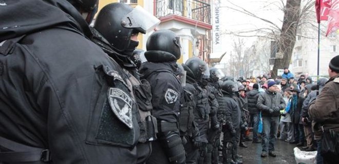 ГПУ направила в суд дело причастного к разгону Майдана силовика - Фото