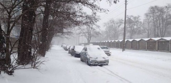 Непогода в Киеве: какие машины будет забирать эвакуатор - Фото