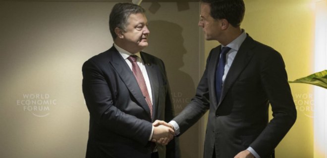 Порошенко напомнил премьеру Нидерландов об ассоциации Украина-ЕС - Фото