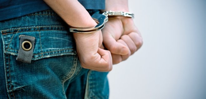 СБУ заявила о задержании полицейского во время сбыта наркотиков - Фото