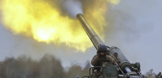 Штаб: боевики обстреляли Авдеевку из танка, один военный ранен - Фото