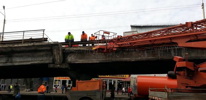 Из-за Шулявского моста уволят зама Кличко и главу Соломенской РГА - Фото