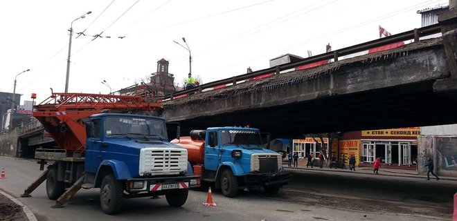 В Киеве насчитали 10 мостов и путепроводов, нуждающихся в ремонте - Фото
