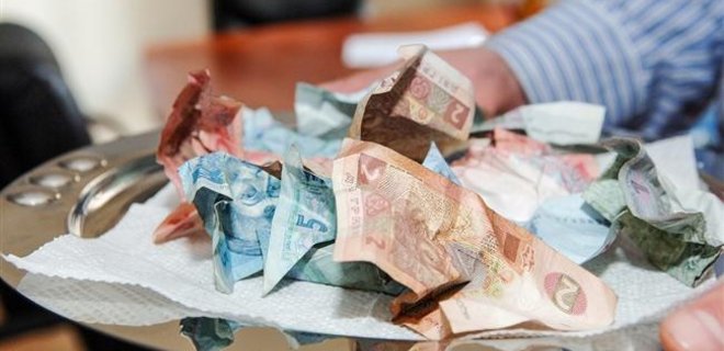 За год номинальная зарплата украинцев выросла на 37,7% - Госстат - Фото