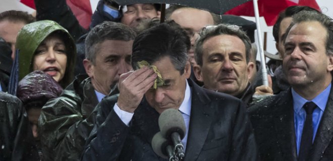Выборы во Франции: у Саркози призвали Фийона покинуть гонку - Фото