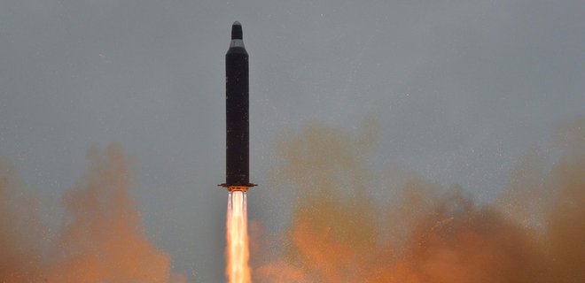 КНДР назвала запуск ракет репетицией удара по базам США в Японии - Фото