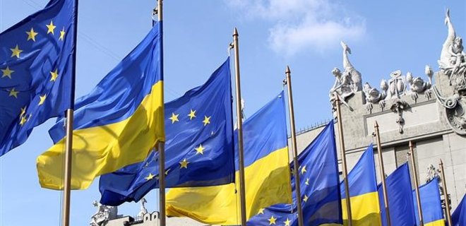 Комитет Европарламента утвердил безвизовый режим для Украины - Фото