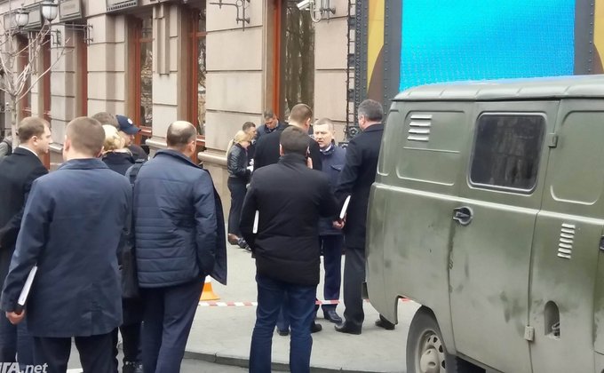 Фоторепортаж с места убийства Вороненкова в Киеве
