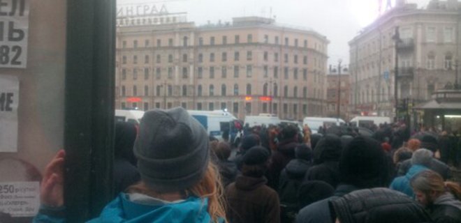 В Санкт-Петербурге задержали более 50 участников акций протеста - Фото