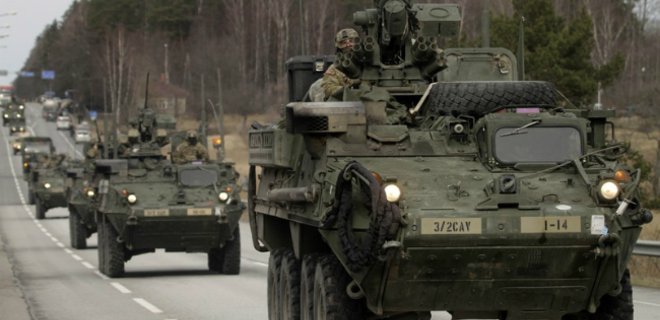Тактическая группа НАТО в Эстонии получила французские танки - Фото