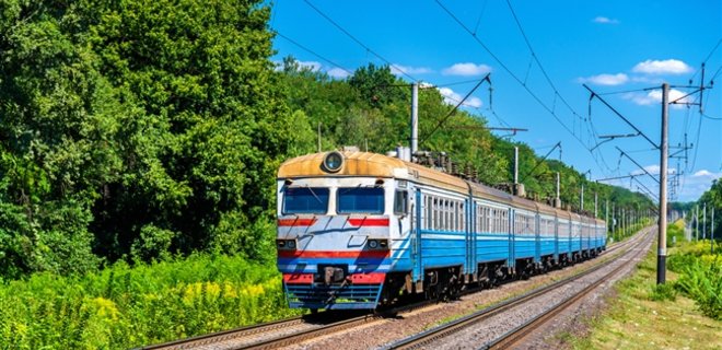 На майские праздники назначили 14 дополнительных поездов - Фото