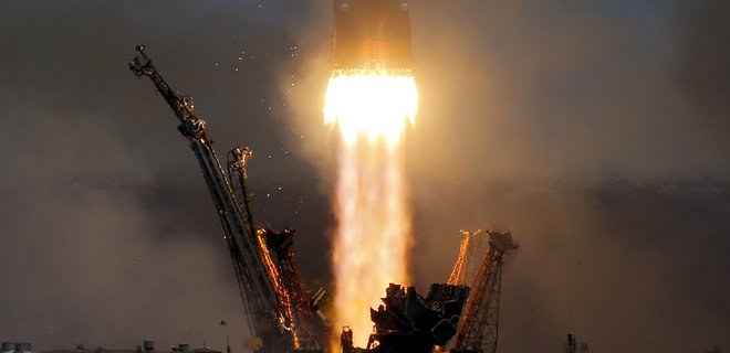 При тушении обломков российской ракеты у Байконура погиб человек - Фото