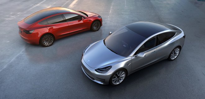 Tesla выпустил на рынок бюджетную модель электрокара - Фото