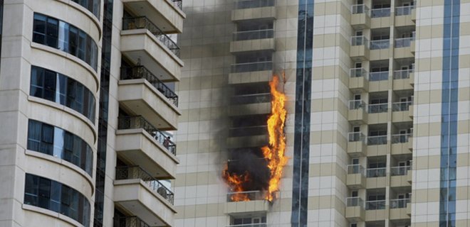 В Дубае горел второй за неделю небоскреб - Фото