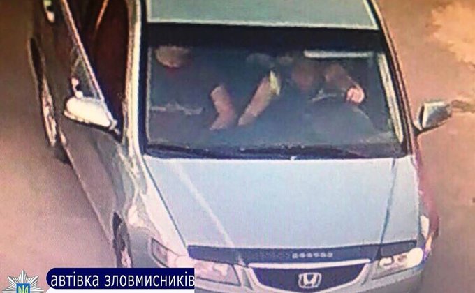 В Одесской области у полиции угнали служебный автомобиль: видео