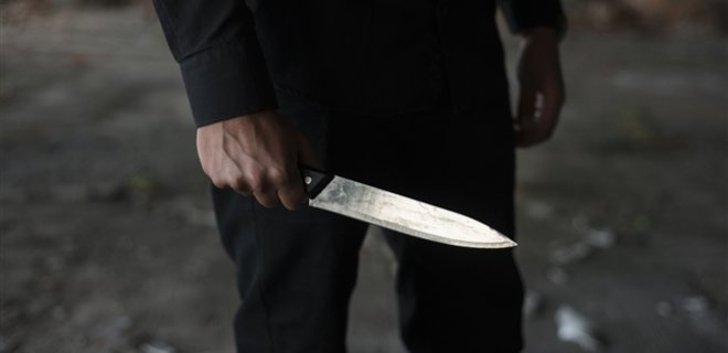 Резня в Сургуте: мужчина с ножом напал в центре города на людей - Фото