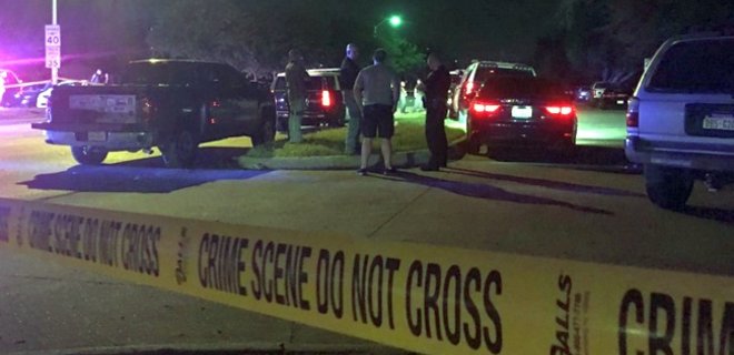 В Техасе мужчина застрелил в доме восемь человек - Фото