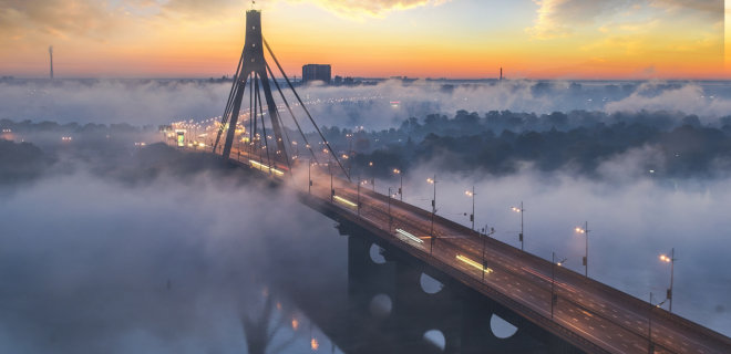 В Киеве во вторник будет ограничено движение на Северном мосту - Фото