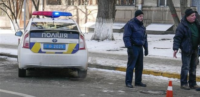 В Донецкой области 929 полицейских привлекли к ответственности - Фото