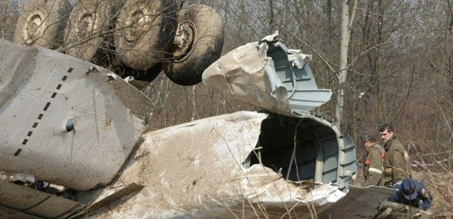 Смоленская катастрофа: в самописце Ту-154 нашли запись взрыва - Фото