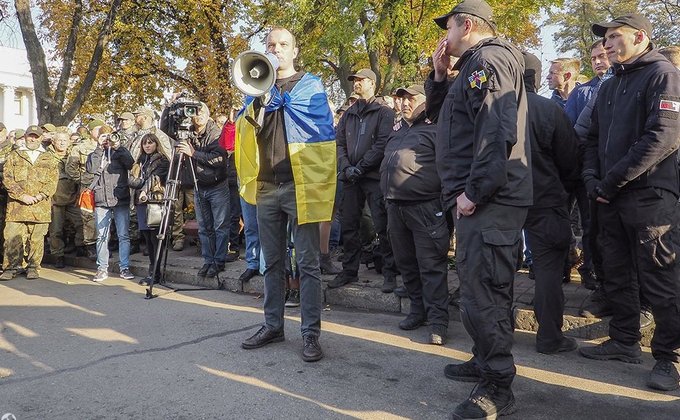 Как обжились митингующие в центре Киева: фоторепортаж