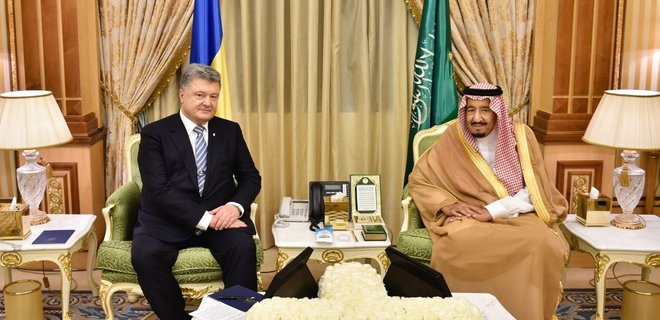 Порошенко призвал Саудовскую Аравию к защите крымских татар - Фото