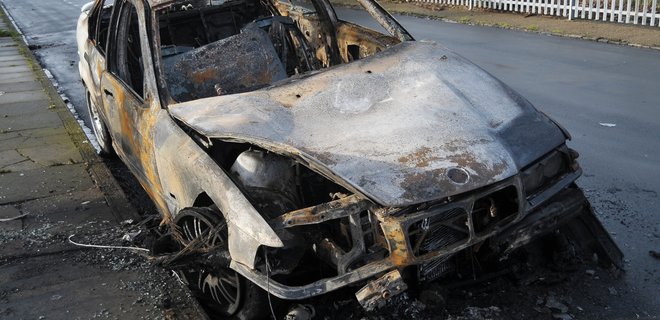На Борщаговской в Киеве взорвали две машины одного владельца - Фото