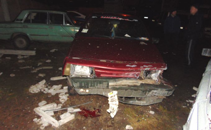 ДТП в Ровно: пострадали три человека, повреждены 26 машин - фото