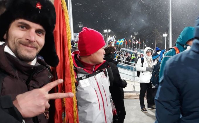 Олимпиада-2018: россиян выгнали со стадиона из-за символики СССР