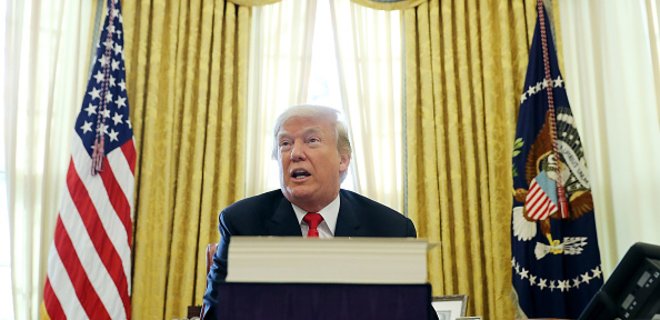 Трамп давно выиграл суд против порноактрисы - Белый дом - Фото