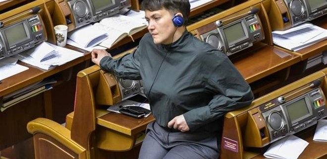 Комитет Рады направил в зал представление ГПУ на арест Савченко - Фото