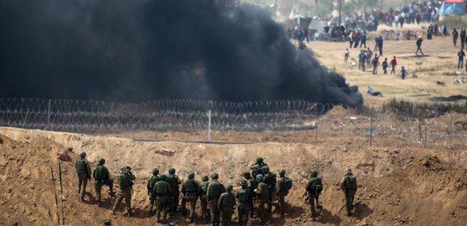 Новые столкновение в Секторе Газа: трое погибших, ранен фотограф - Фото