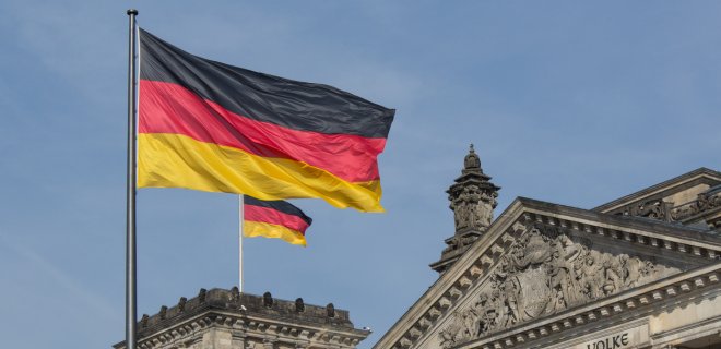 Германия будет просить США исключить ее компании из-под санкций  - Фото