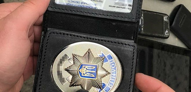 Подполковник полиции Харьковской области задержан на взятке - Фото